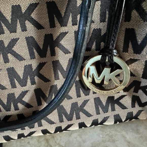 Michael Kors Signature Logo Satchel Bag - Picture 3 of 10